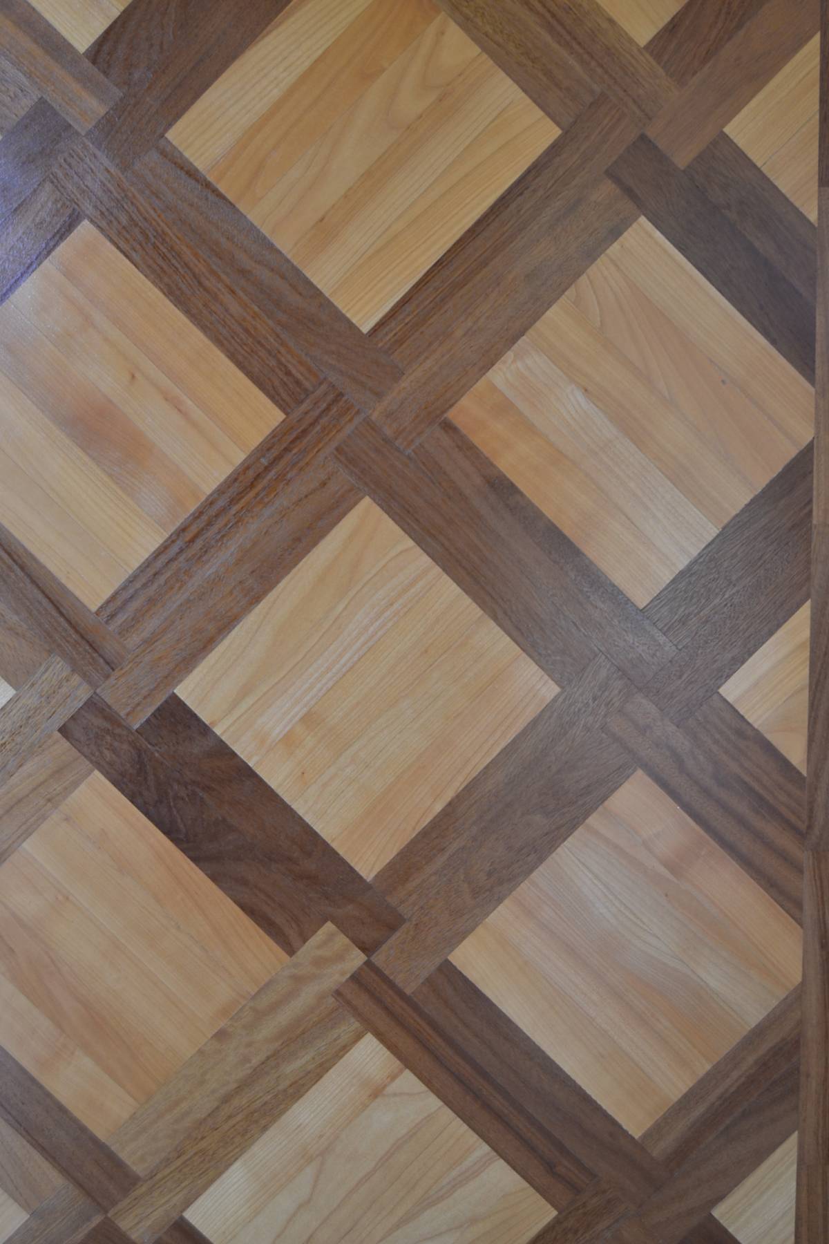 PARQUET CHÊNE/IROKO MASSIF Saint-Louis