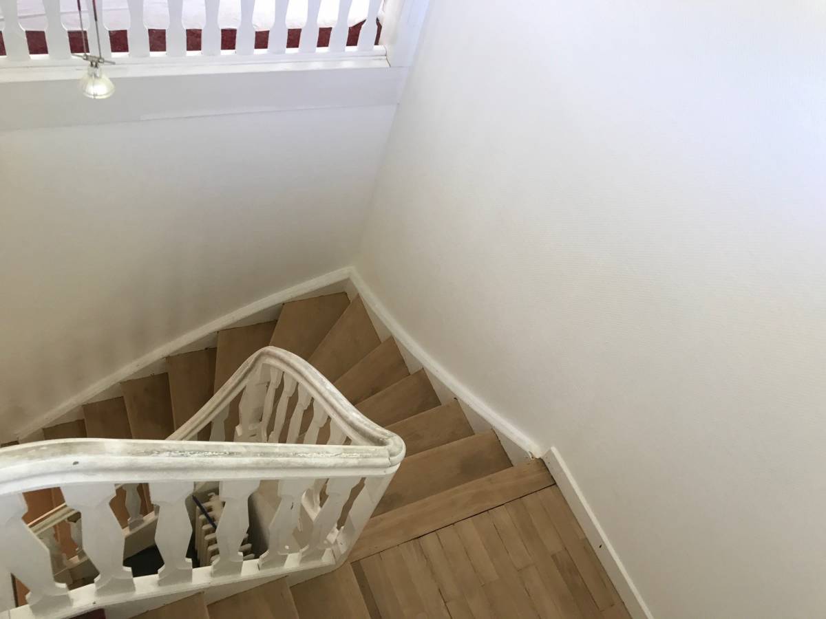 RÉNOVATION D&#8217;UN ESCALIER CHÊNE MASSIF- MULHOUSE 68 Pfastatt 4