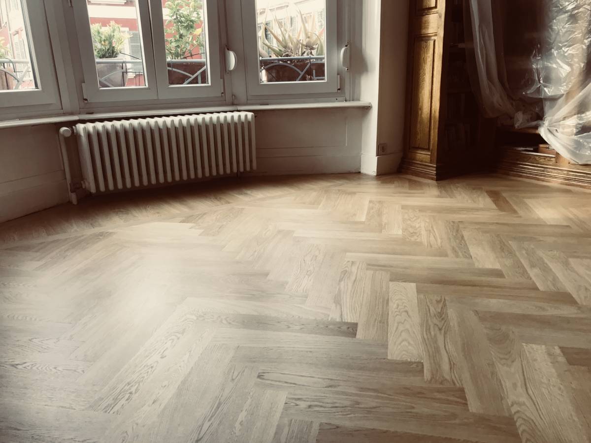 PARQUET CHENE MASSIF BATONS ROMPUS- Mulhouse (68) Wittelsheim