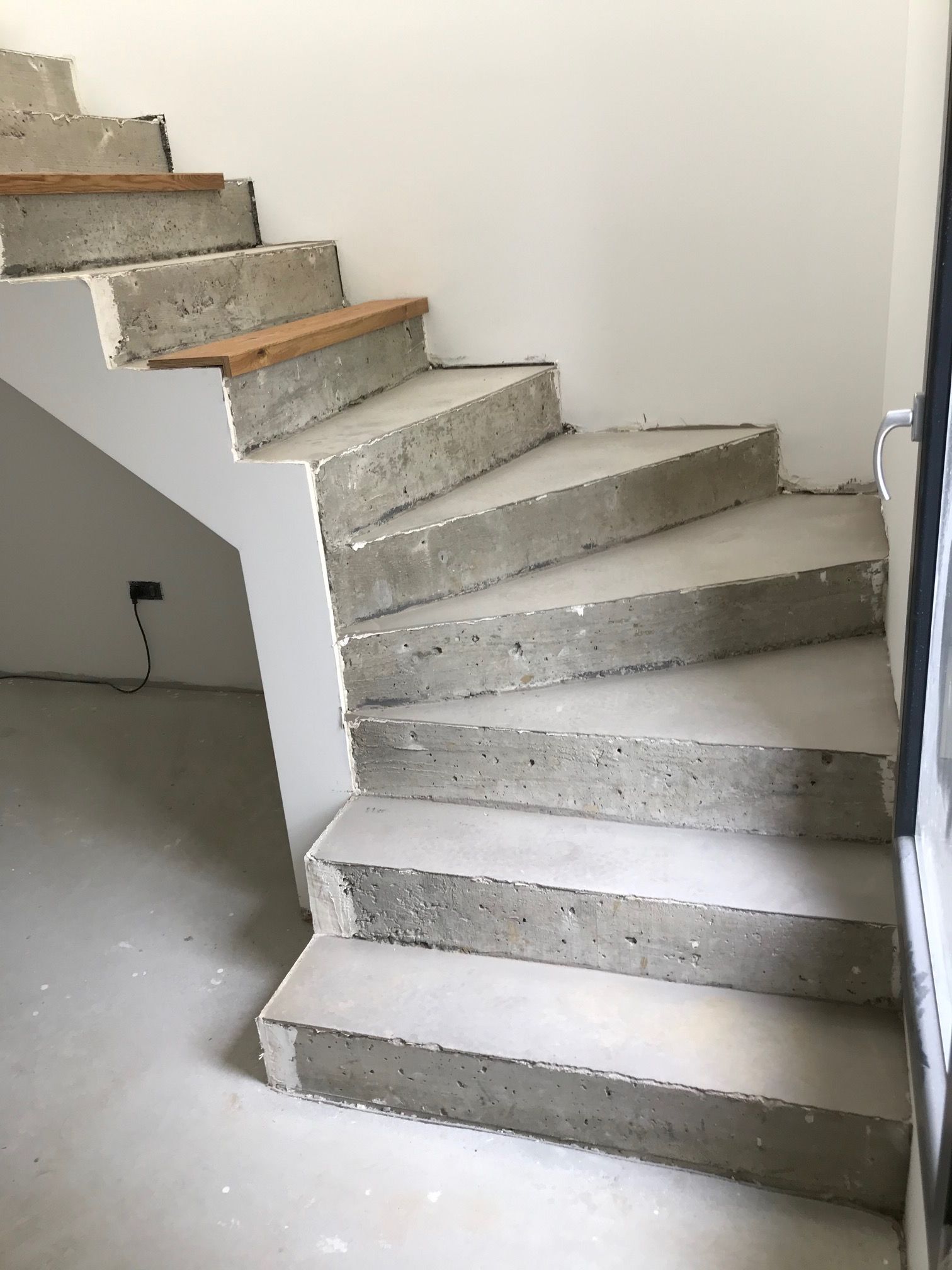 HABILLAGE ESCALIER PARQUET HKS Finition HONEY- Brunstatt 68 Illzach 0